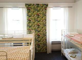 Хостелы Hostel Witt Варшава Односпальная кровать в общем номере с 10 кроватями-9