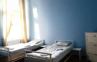 Хостелы Hostel Witt Варшава Двухместный номер с 2 отдельными кроватями и общей ванной комнатой-21