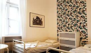Хостелы Hostel Witt Варшава Двухместный номер с 2 отдельными кроватями и общей ванной комнатой-28